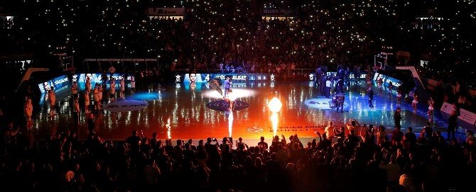 Cumhuriyet Bayramı Coşkusu Anadolu Efes - Cedevıta Zagreb Maçında Yaşanacak