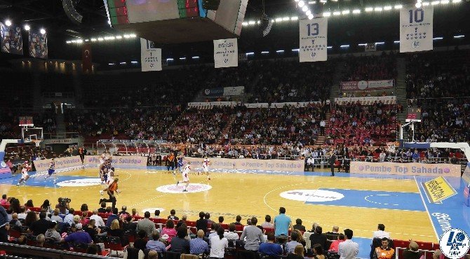 Cumhuriyet Bayramı Coşkusu Anadolu Efes - Cedevıta Zagreb Maçında Yaşanacak