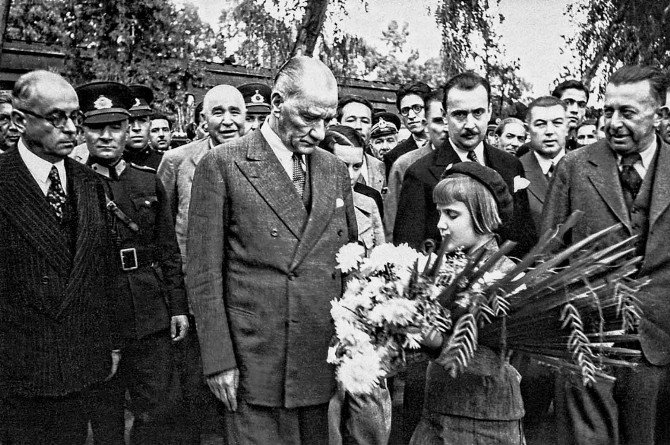 Atatürk’ün Bu Fotoğrafları İlk Kez Gün Yüzüne Çıktı