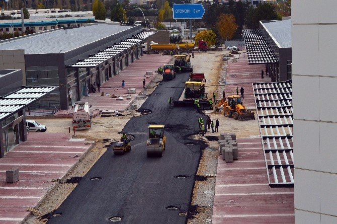 Avrupa’nın En Büyük Otomotiv Yaşam Merkezinde Sona Yaklaşıldı