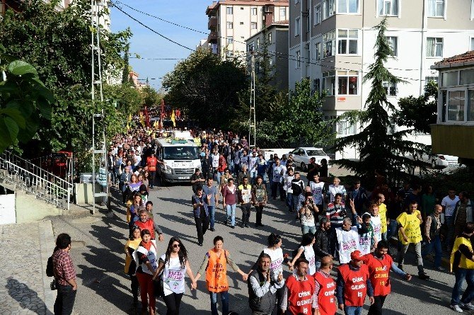 Selahattin Demirtaş, Kartal’da Cenaze Törenine Katıldı