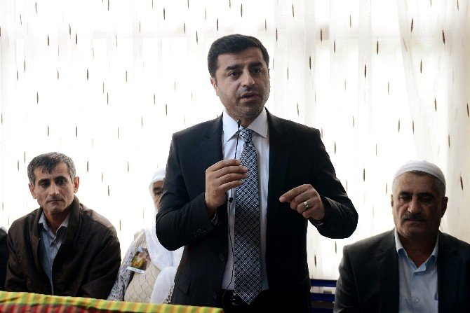 Selahattin Demirtaş: “Halk Acının Etrafında Birleşmeli”