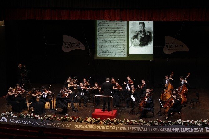 Osmanlı Saraylarına Yolculuk