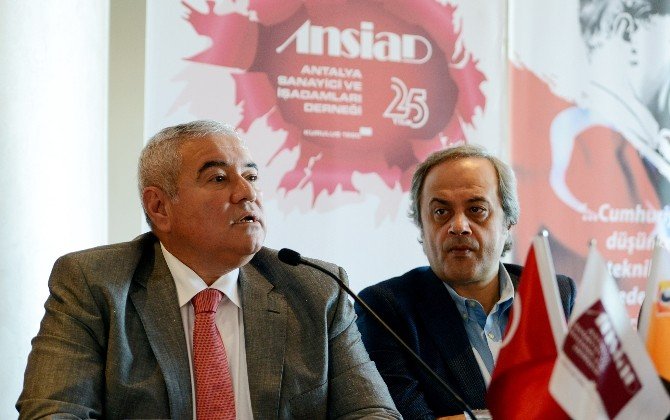 "Turizmde Antalya’nın 2015 Yılı Kaybı 3 Milyar Dolar"