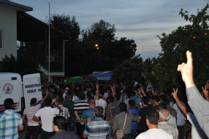 Ankara’daki Patlamada Ölen 2 Kişinin Cenazeleri Alanya’ya Getirildi