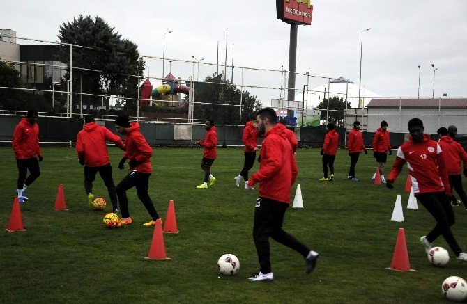 Antalyaspor’da İkinci Yazı Hazırlıkları Sürüyor