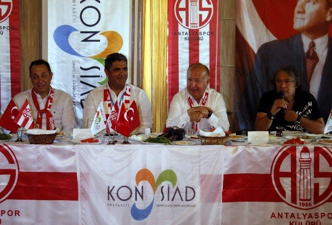 Eto’o Antalyaspor’u Dünyaya Tanıttı