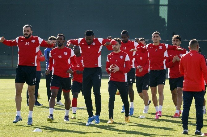 Antalyaspor’da, Medipol Başakşehir Maçı Hazırlıkları Başladı