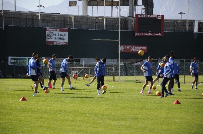 Antalyaspor’u Eto’o Çalıştırdı