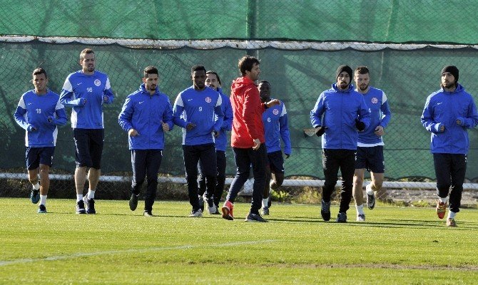 Antalyaspor’un Neşe Kaynağı Samuel Eto’o
