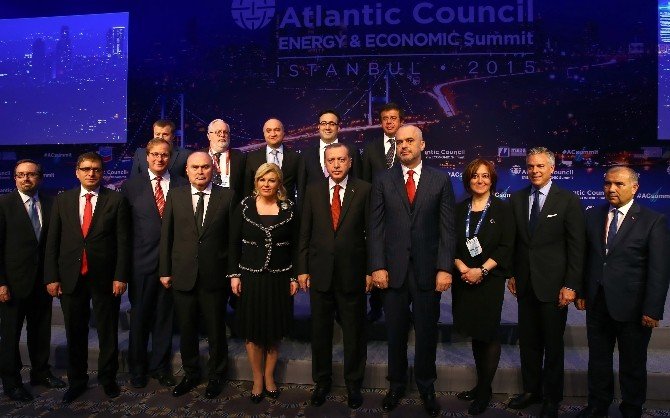 (Tekrar) Atlantik Konseyi Enerji Ve Ekonomi Zirvesi Başladı