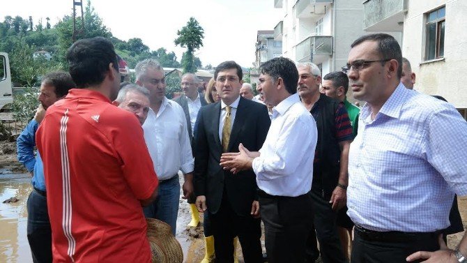 Murat Hazinedar Afet Bölgesi Artvin’e Gitti
