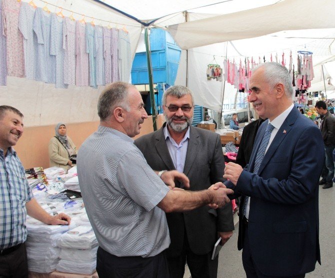 Pazardan Alışveriş Yapan Ak Partili Kaya, 1 Kasım Seçimlerini Değerlendirdi