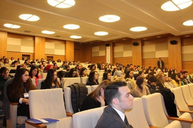 Hukukçu Adayları ’Hukukta Kariyer Forumu’nda Buluştu