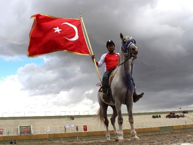 Atlı Cirit Türkiye Şampiyonası Çeyrek Final Maçları Erzurum’da Başladı
