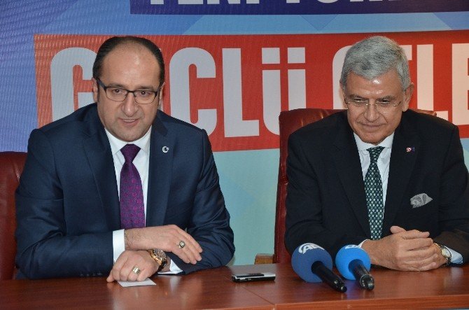 Bakan Bozkır, Ak Parti’yi Ziyaret Etti