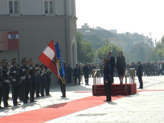 Avusturya Cumhurbaşkanı Fischer’den Kosova’ya Ziyaret