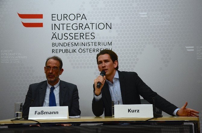 Kurz: "Bu Ülkede Kalmak İsteyen Mülteci Değerlerimizi Öğrenmek Zorunda"