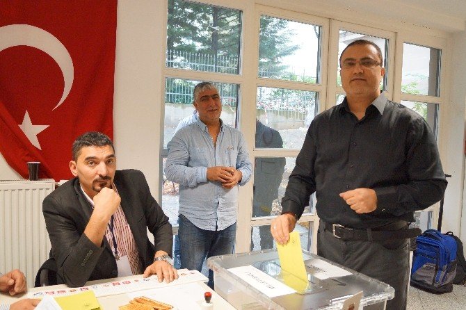 Avusturya’da Oy Verme İşlemleri Başladı