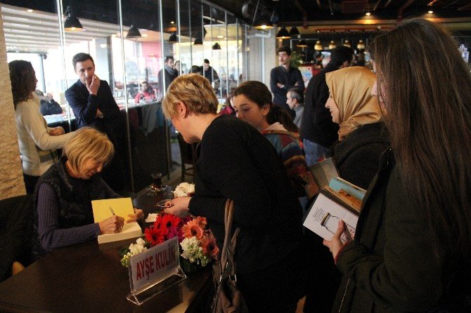 Ayşe Kulin Bursa’da Okurlarıyla Buluştu