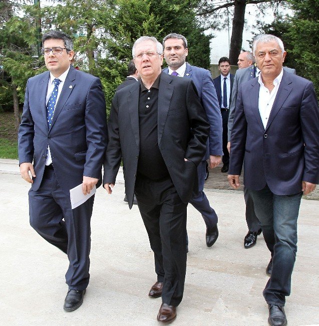 Aziz Yıldırım’dan Birlik Beraberlik Çağrısı