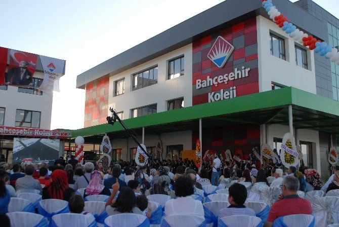 Dünya Okulu Bahçeşehir Koleji, Burdur’da Açıldı