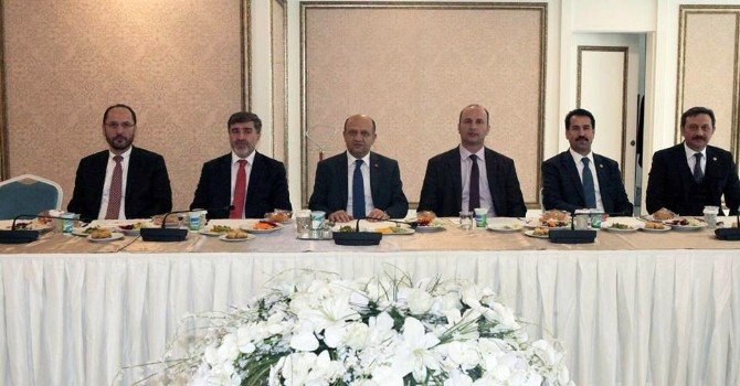 Bakan Işık, Kocaelili Muhtarları Ağırladı