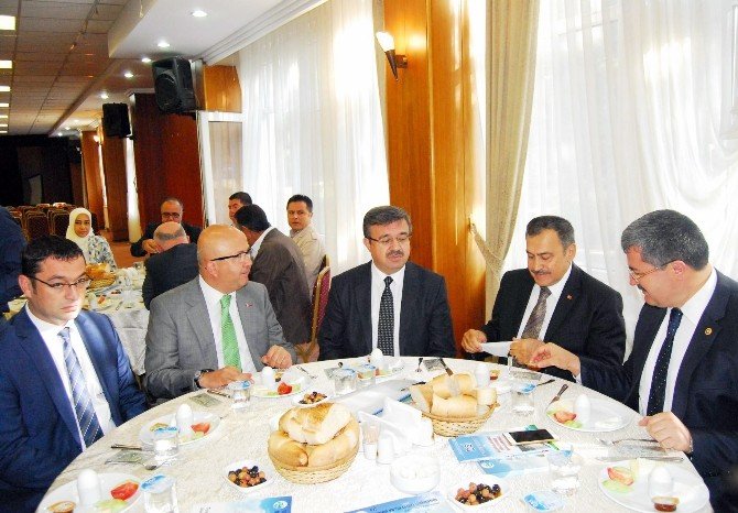 Orman Ve Su İşleri Bakanı Prof. Dr. Veysel Eroğlu Afyonkarahisar’da