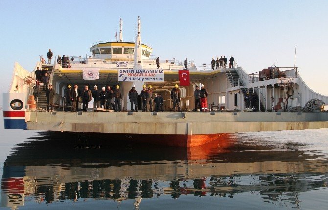 Bakanlar, Türkiye’nin En Büyük Feribotunu İnceledi