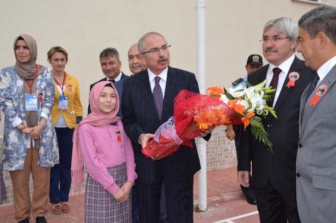Balıkesir’de Yüz 82 Bin Öğrenci Eğitime Başladı