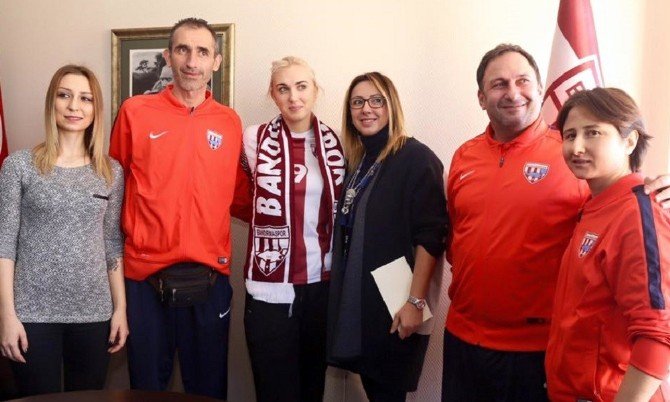 Bandırma Kadın Hentbol Takımı, Ukraynalı Osadcha’yı Transfer Etti