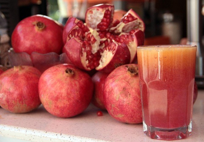 Hastalıklardan Korunmak İçin Taze Sıkılmış Meyve Suyu İçin