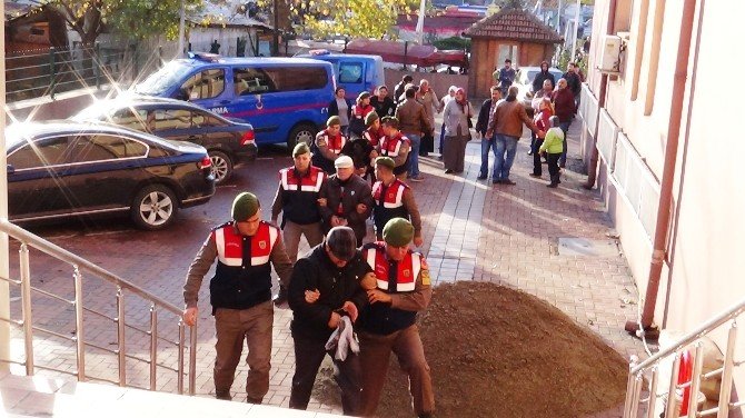Bartın’da Hayvan Hırsızları Yakalandı