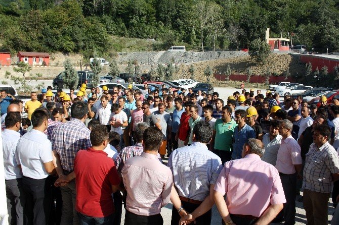 Maden İşçileri Grev Kararı Aldı