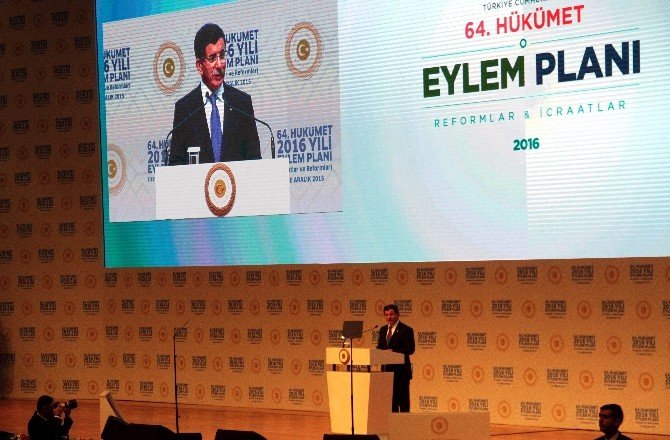Başbakan Davutoğlu’dan Yeni Anayasa İçin Muhalefete Bir Kez Daha Çağrı