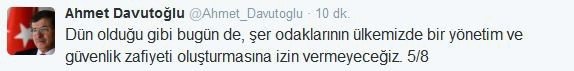 Başbakan Davutoğlu Zafer Bayramını Twitter’dan Kutladı