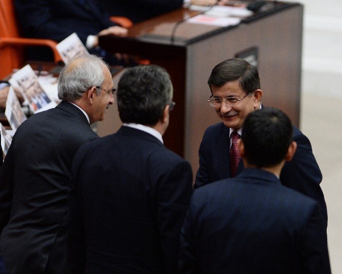 Başbakan Kürsüden İndi Muhalefete Gitti