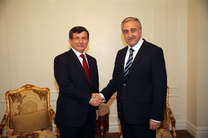 Davutoğlu New York’ta Akıncı’yla Bir Araya Geldi