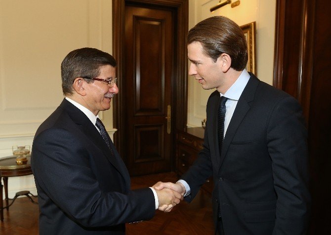 Başbakan Davutoğlu, Avusturya Dışişleri Bakanı Kurz’u Kabul Etti