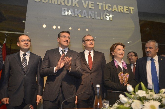 Gümrük Ve Ticaret Bakanlığı’nda Devir-teslim Töreni