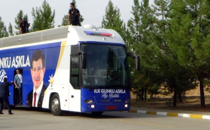 Başbakan Davutoğlu Şanlıurfa’da