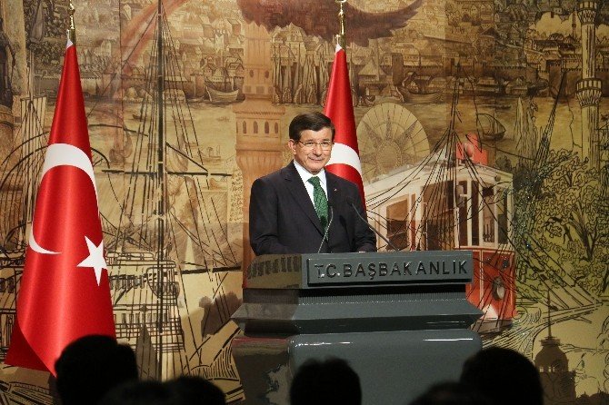 Başbakan Davutoğlu: "Terör Saldırısını Lanetliyorum"