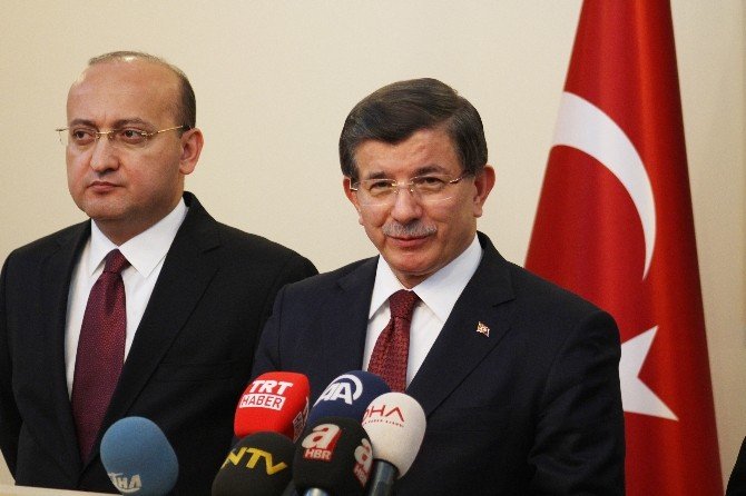 Başbakan Davutoğlu: "Angajman Kuralları Gereği Hedefler Vuruldu"