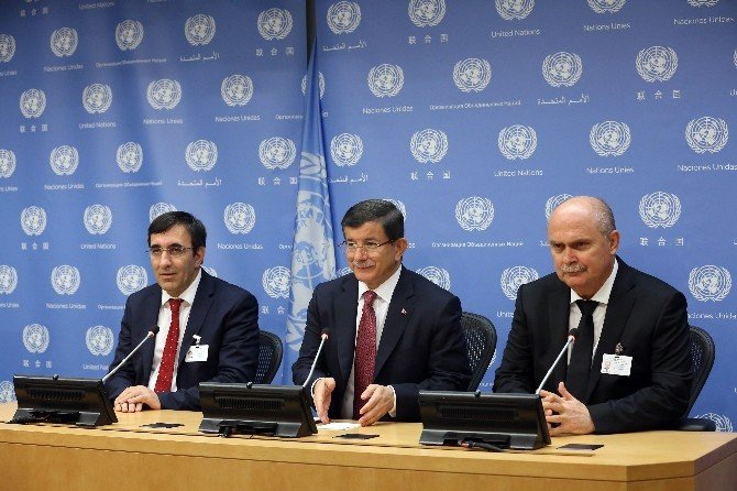 Davutoğlu: “Tüm Bu İnsani Trajedinin Sorumlusu Esad’dır”