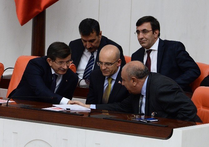 64. Hükümet Programı Mecliste Görüşülüyor