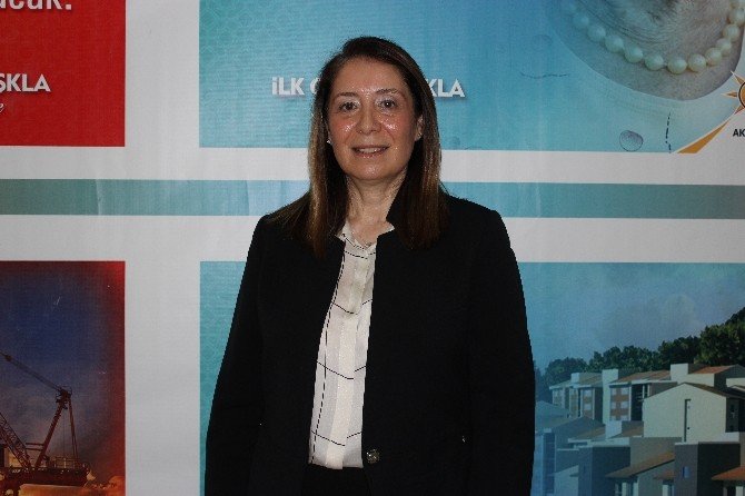 Emine Nur Günay’dan Ekonomik Dalgalanmalar Ve Kriz Söylentisi Değerlendirmesi