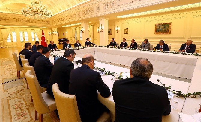 Başbakan Davutoğlu’dan Önemli Mesajlar: