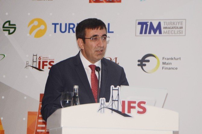 Yılmaz: “Türkiye İnsanlığa Örnek Davranış Sergiliyor”