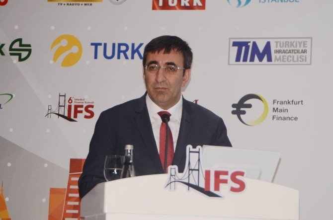 Yılmaz: “Türkiye İnsanlığa Örnek Davranış Sergiliyor”
