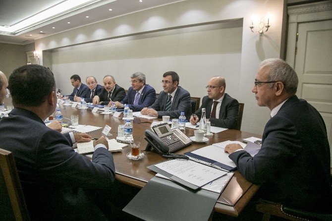 Başbakan Yardımcısı Elvan: "Reform Başlıkları Kendi İçerisinde Önceliklendirildi"